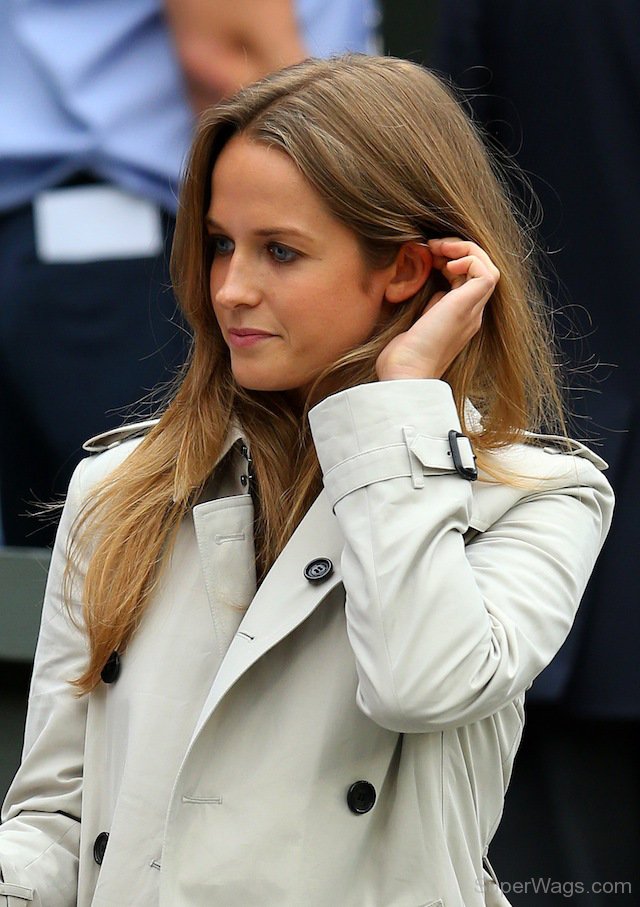 Kim Sears Smiling Super Wags Hottest Wives And Girlfriends Of High My