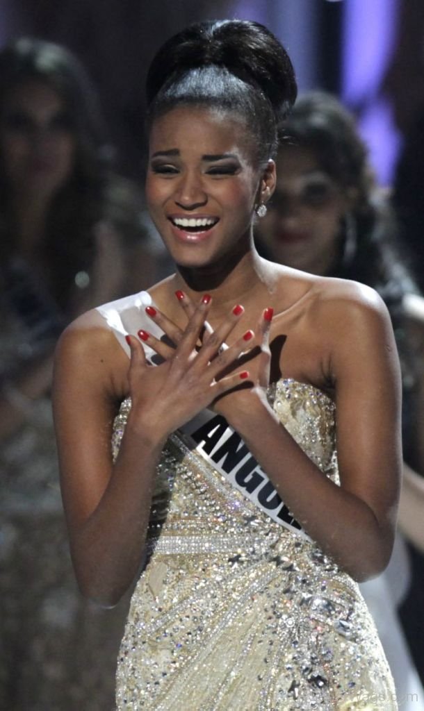 Leila Lopes Winning Miss Universe Title Super Wags Hottest Wives And Girlfriends Of High