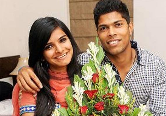 Umesh Yadav With His Wife