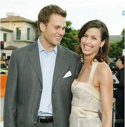 Bridget Moynahan With Ex-Boyfriend Tom Brady Smiling Pic