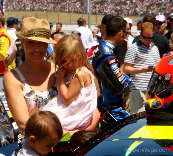 Ingrid Vandebosch With Her Children