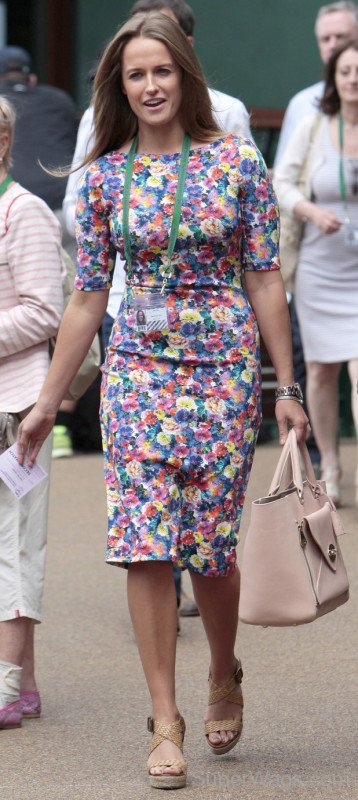 Kim Sears In Beautiful Dress