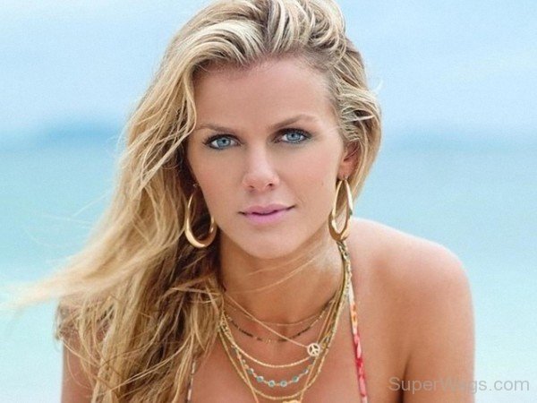 Attractive  Brooklyn Decker