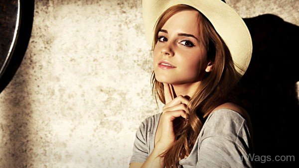 Beauteous Emma Watson 