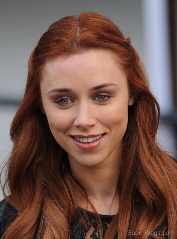 Una Healy Smiling 