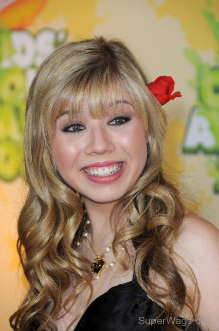 Delightful Jennette