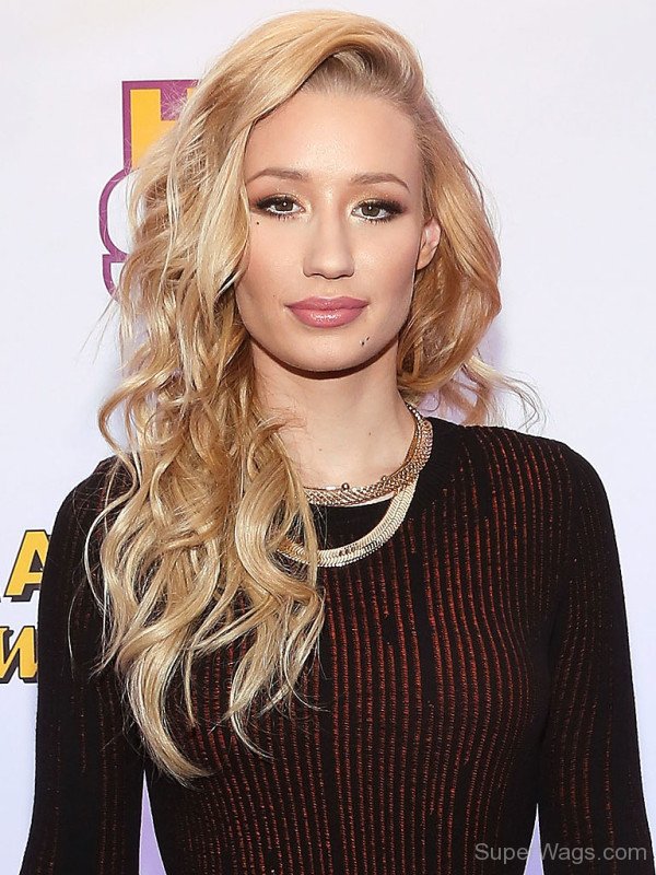 Gorgeous Iggy Azalea