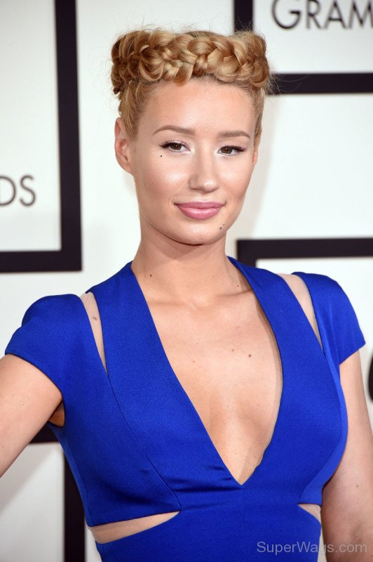 Iggy Azalea Prom Updo Hairstyle