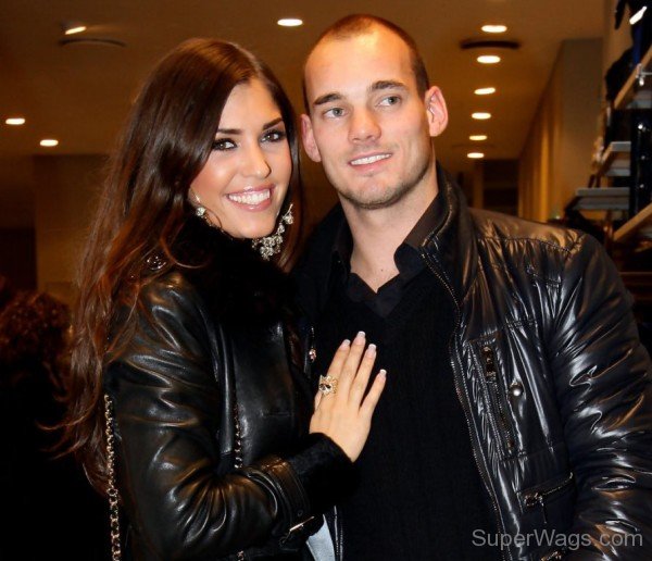 Wesley Sneijder Wife Yolanthe Sneijder Cabau