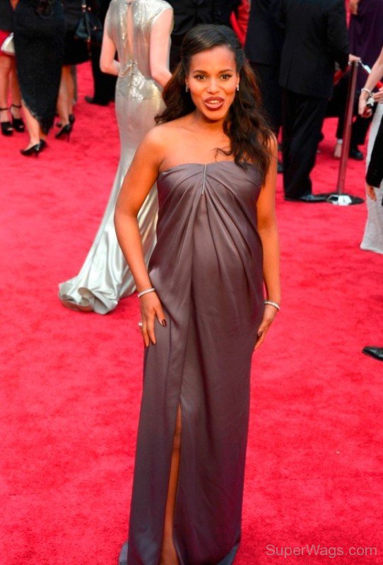 Kerry Washington In Grey Gown