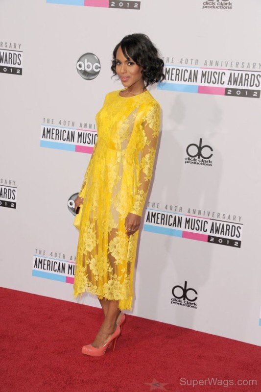 Kerry Washington In Yellow Dress