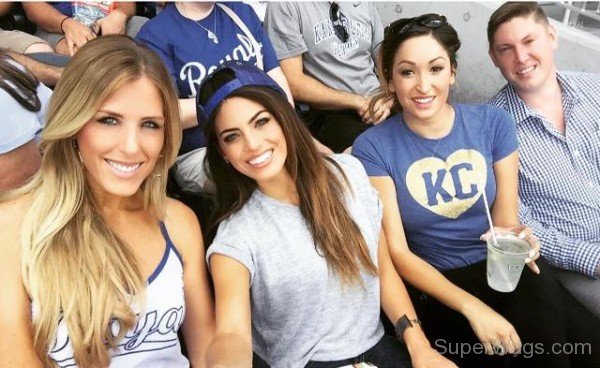 San Diego Padres stalwart Eric Hosmer betroths girlfriend Kacie