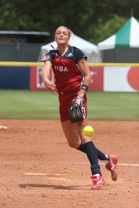 Softball Player Jennie Finch-SW102