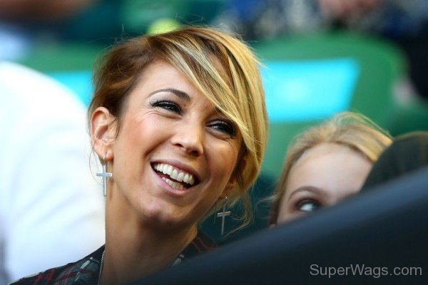 Bec Hewitt Smiling