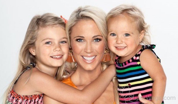 Bec Hewitt With Her Kids-SW143