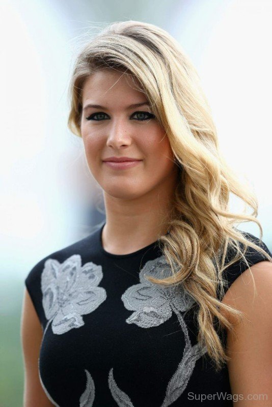 Eugenie Bouchard Blonde Hairstyle-SW1021