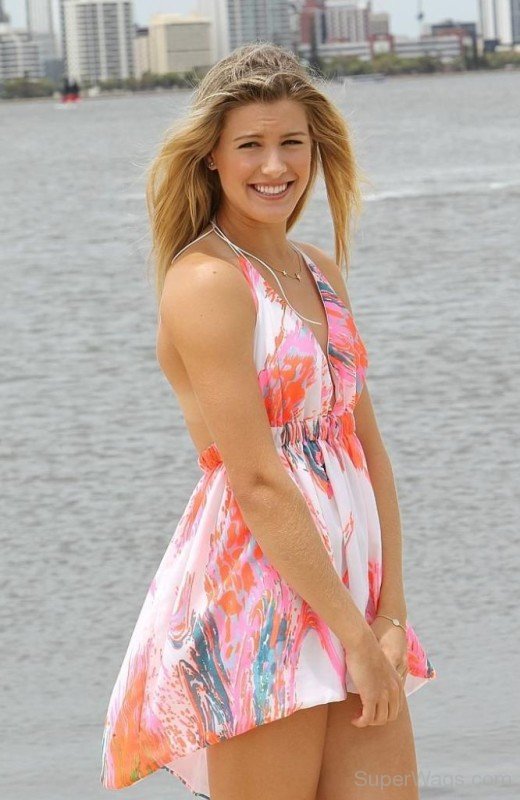 Eugenie Bouchard Looking Pretty-SW1053