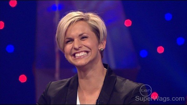 Libby Trickett Short Hairstyle-SW134