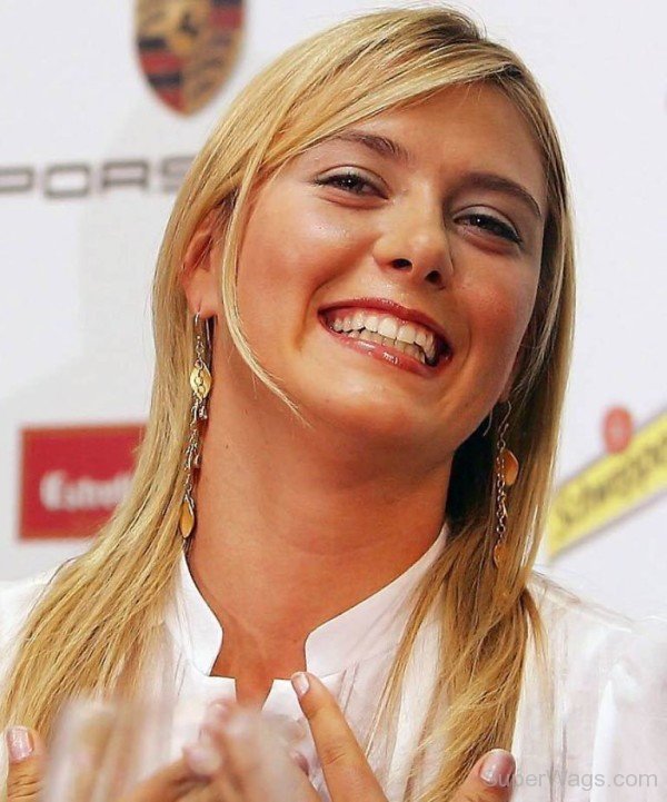 Maria Sharapova Laughing-SW4083