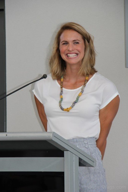 Smiling Face Of Libby TrickettLibby Trickett-SW154