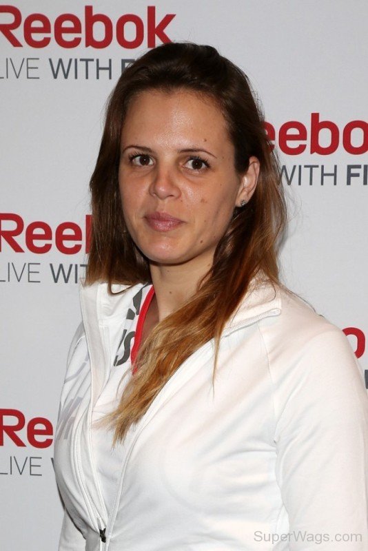 Stunning Laure Manaudou-SW1095