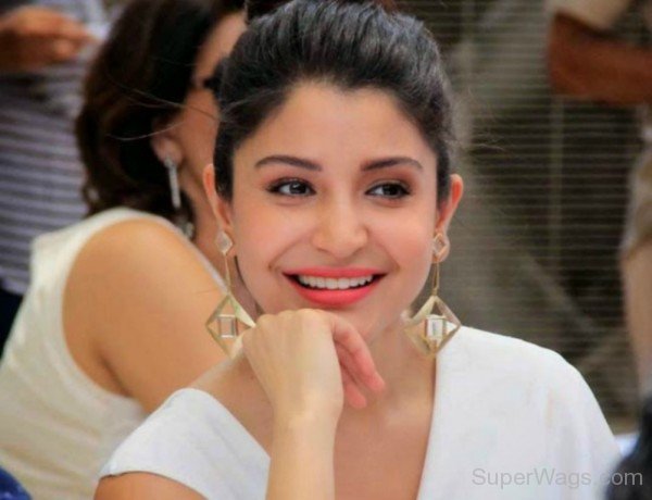 Anushka Sharma Pink Lips-SW1061