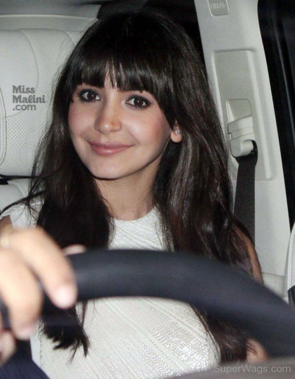 Anushka Sharma Shag Hairstyle-SW123