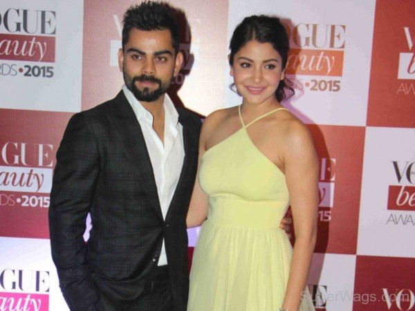 Anushka Sharma With Her Boyfriend-SW132