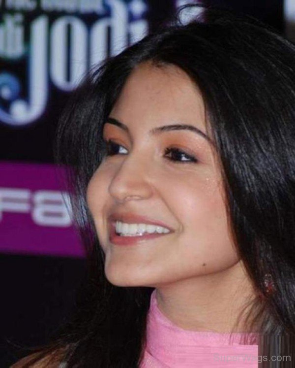 Bollywood Producer Anushka Sharma-SW1084