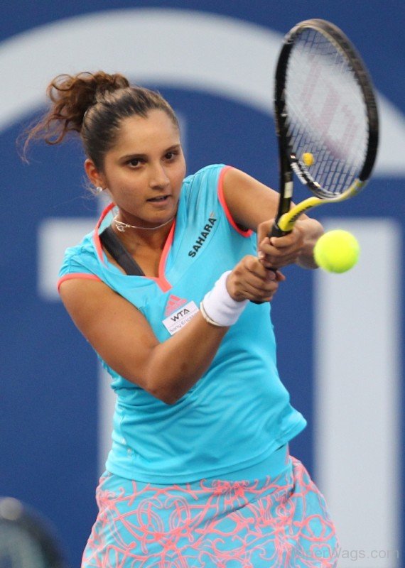 Sania Mirza Playing Tennis-SW1080