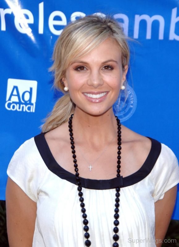 Cute Elisabeth Hasselbeck4-SW106