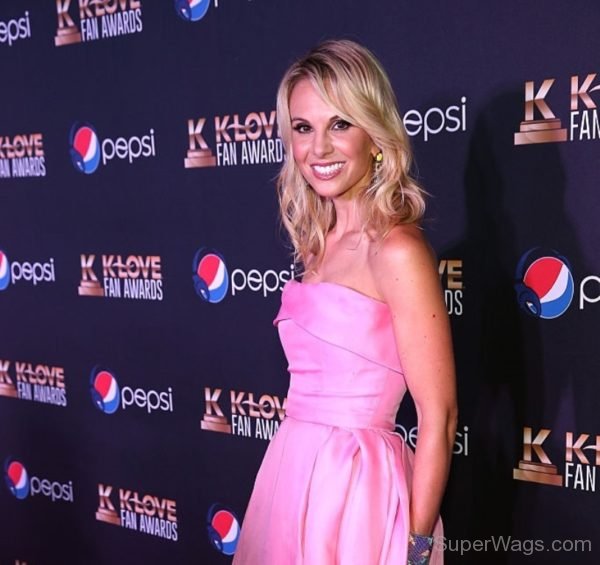 Elisabeth Hasselbeck In pink Gown-SW131