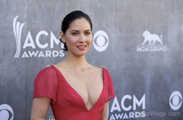 Hot Actress Olivia Munn-SW1024