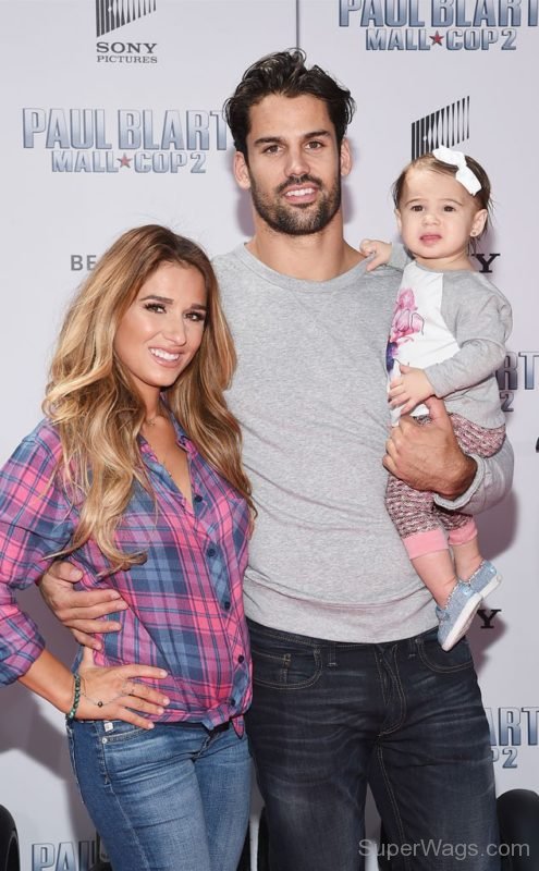 Jessie James Decker And  Eric Decker-SW117