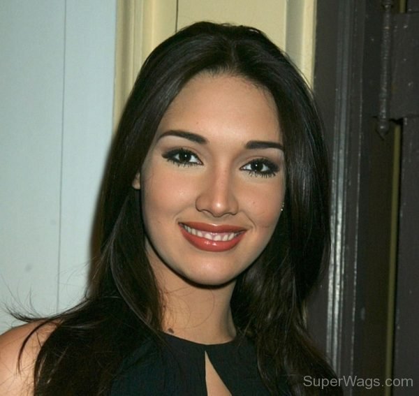 Amelia Vega Cute Smile-SW1022