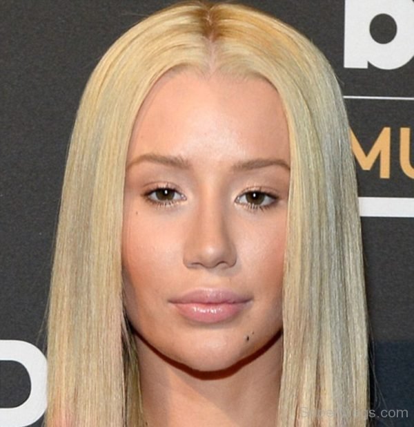 Iggy Azalea Closeup