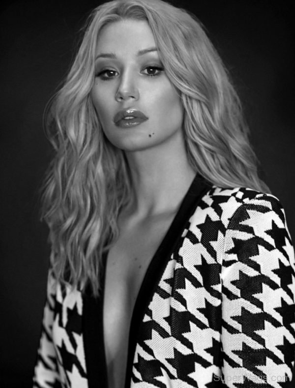 Iggy Azalea Picture-SW1055