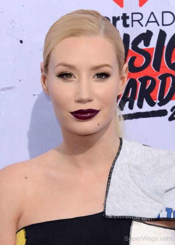 Iggy Azalea Red Lips-SW1060