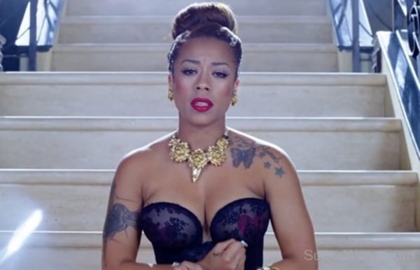 Keyshia Cole Bun Hairstyle 5-SW1027