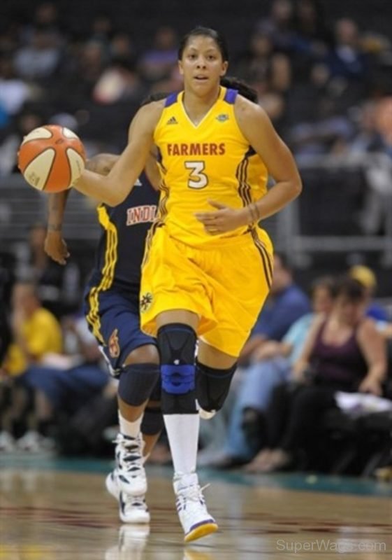 Candace Parker Playing Image-SW1068